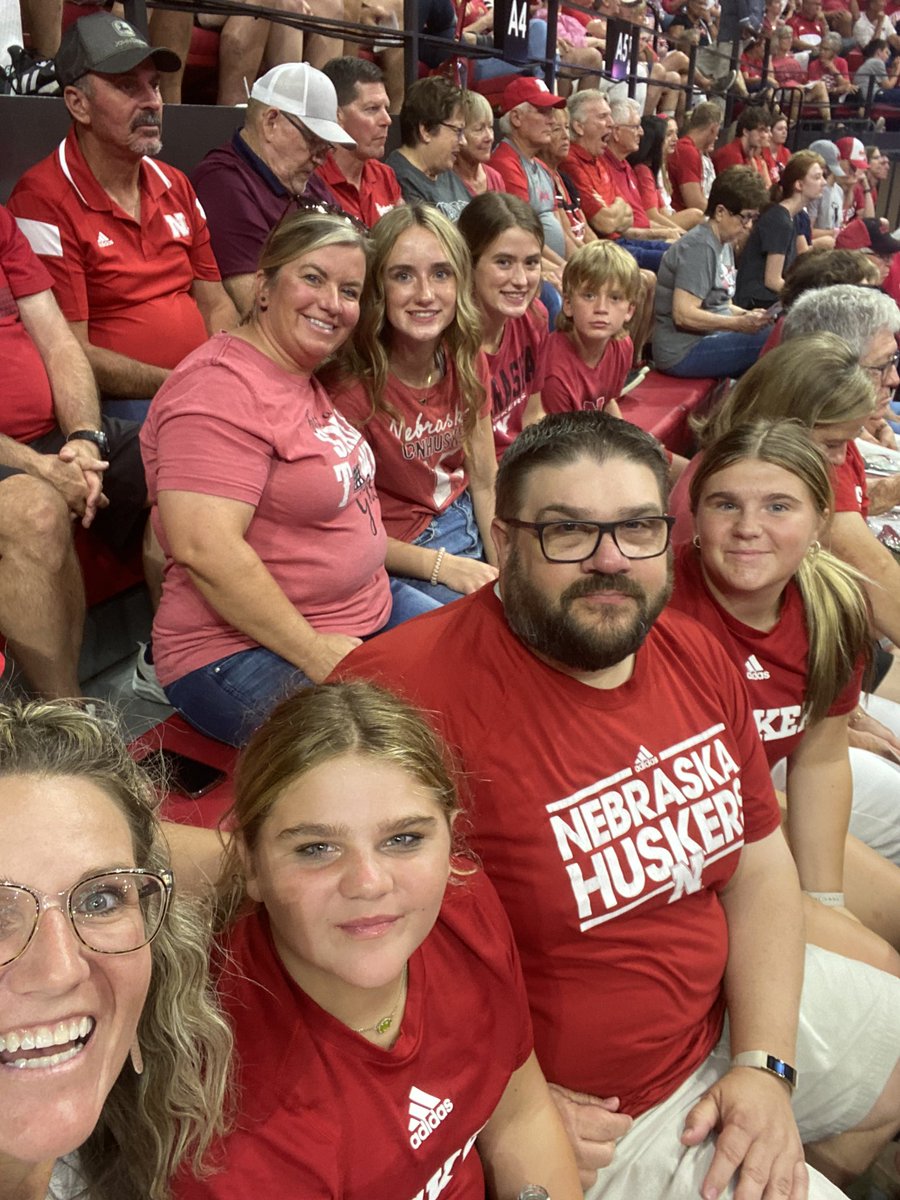 itsKimiCanfield's tweet photo. #Huskers https://t.co/EOBAPYx79s