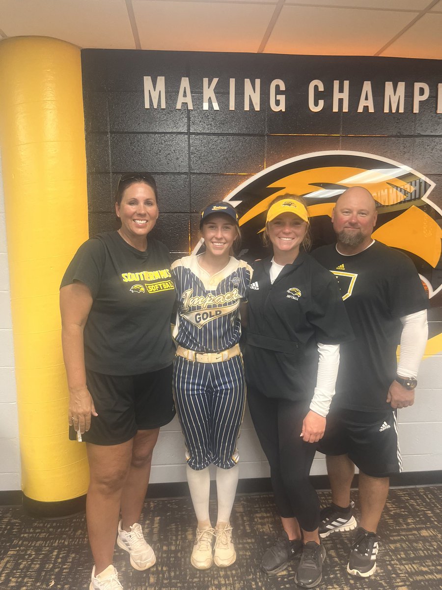 ChloeMJe's tweet photo. Thank you @SouthernMissSB for hosting an amazing camp this weekend. I got to work on a bunch of new and different things. And got to put in some work at the scrimmage! @IGNational2025 https://t.co/mRfYO8ss49