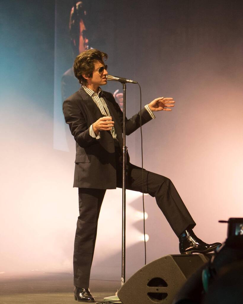 benallenphotos's tweet photo. A selection of verticals from last nights @arcticmonkeys show at the Armory
Shot for @musicinmn
#concert #livemusic #arcticmonkeys #concertphotographer #musicinmn #minneapolis https://t.co/YowV5PsThz https://t.co/7cbSCMUM4S