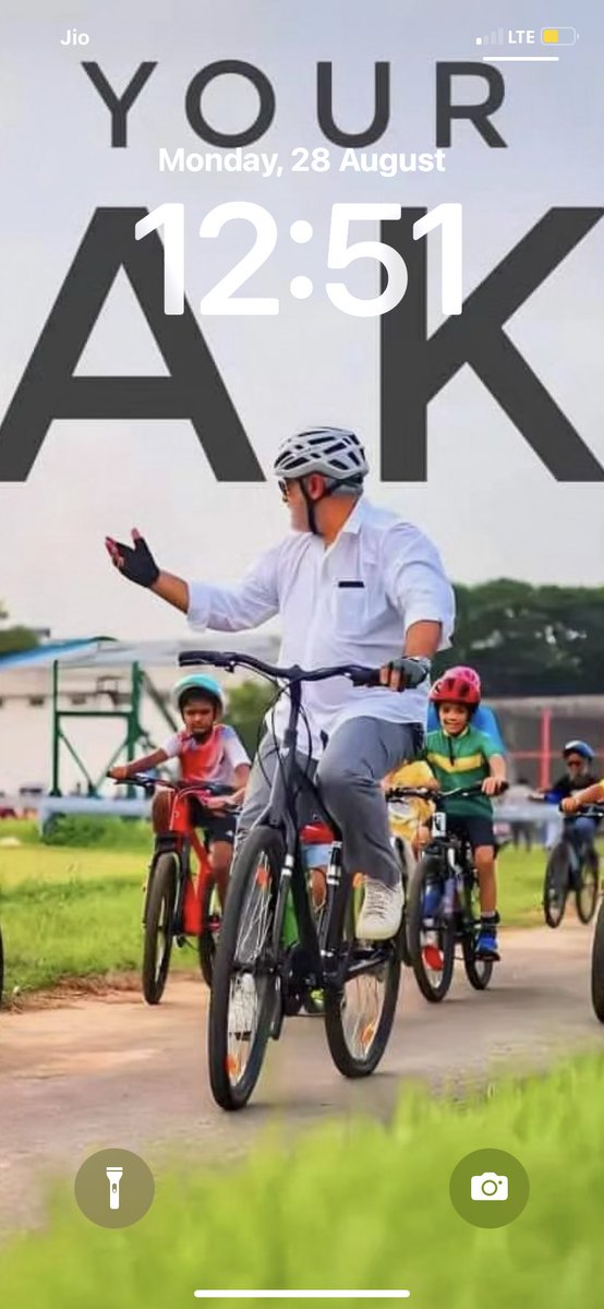 AAF_bangalore's tweet photo. Wallpaper ✅
#LiveLikeAJITHKUMAR #Vidaamuyarchi #Thala #Ajithkumar https://t.co/G1L5WpovAg