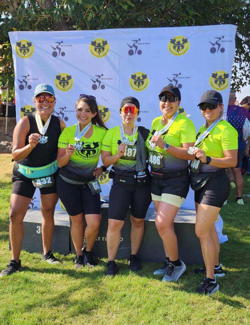 Proud of our amazing educators taking part in The Eagle in the Sun Triathlon. Congratulations @CRivera_DS @Aquinn1202_DSSE @ARodriguez_DSSE @rquiroga_DSSE & E.Macias. Summer work has paid off! Their actions continue to inspire! It is a Proud day @ The Ranch! #RelentlessRattlers