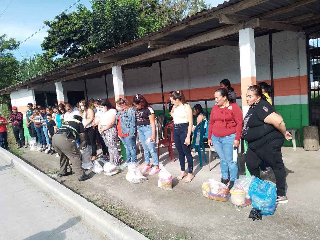INP_HN's tweet photo. #AmorInquebrantable
𝐈𝐍𝐏 𝐔𝐧𝐚 𝐯𝐞𝐧𝐭𝐚𝐧𝐚, 𝐚𝐥 𝐟𝐮𝐭𝐮𝐫𝐨 𝐜𝐨𝐧 𝐅𝐞 𝐲 𝐄𝐬𝐩𝐞𝐫𝐚𝐧𝐳𝐚
Centro Penitenciario de Santa Rosa de Copán, Copán
Con apoyo del escuadrón canino de la Dirección de Lucha Contra el Narcotráfico (DLCN), se realizó uno de los controles. https://t.co/iwgN7jWSB9