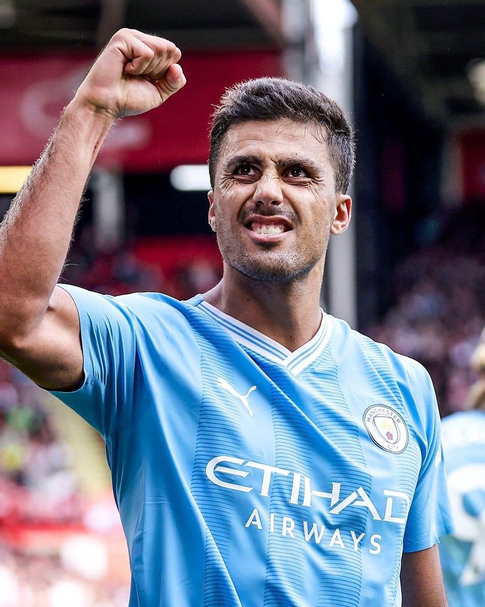 يتصاب اللي يتصاب و يمشي اللي يمشي
رودري هو قلب مانشستر سيتي دائماً و ابداً