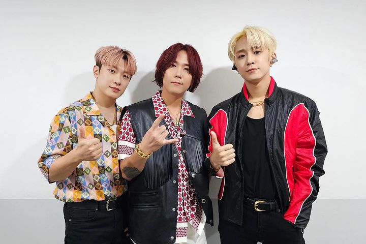 ftjoy's tweet photo. 230827 saico0111 insta update
#Heyday #todaytoo #itendedwell #thankyou #⚡️⚡️ https://t.co/7OXvC40SLJ
