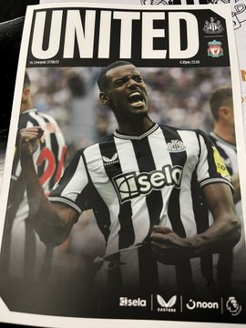 Isak_NUFC's tweet photo. COME ON NEWCASTLE! IT'S TIME TO BREAK RECORD. #NEWLIV https://t.co/qq3fFwGJze