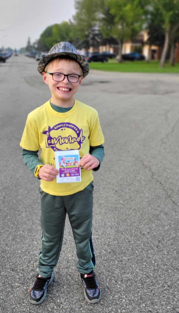 seanbratton's tweet photo. Toaday's the day!  #lemonloveyeg day for the @StolleryKids 

Come visit us at stand #006 "Squeeze the Day"

@EdmontonOilers @OilersNation
@ryanjespersen @GoElks

#Yeg #Lemonade #Belmont #Clareview #Stollery https://t.co/gFeZgZL1fZ