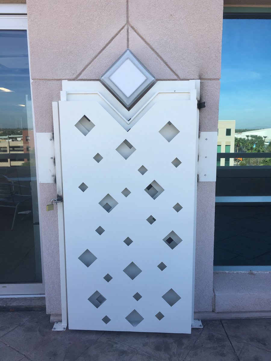 AZBackyard's tweet photo. Our custom metalwork includes fencing, gates, privacy screens, signs &amp; unique metal artwork. Tell us what your vision is and we'll create it! https://t.co/YEooqeut66 #custombackyarddesigns https://t.co/ZbdS5xxRHj