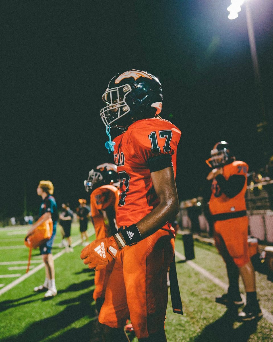 Year 4 different team same goal 💙🧡