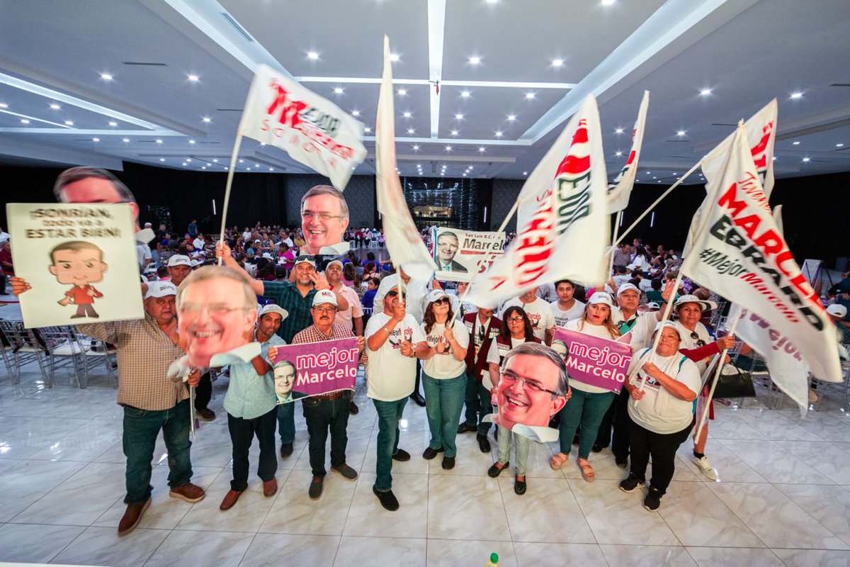 MRCLoSi's tweet photo. Este movimiento se siente vivo y fuerte. Todo va a estar bien con @m_ebrard.
✅ ¡En la encuesta #MRCLo es la respuesta!
#MejorMarcelo
#MarceloEsLaRespuesta
#JóvenesConMarcelo https://t.co/Uza22YlinG