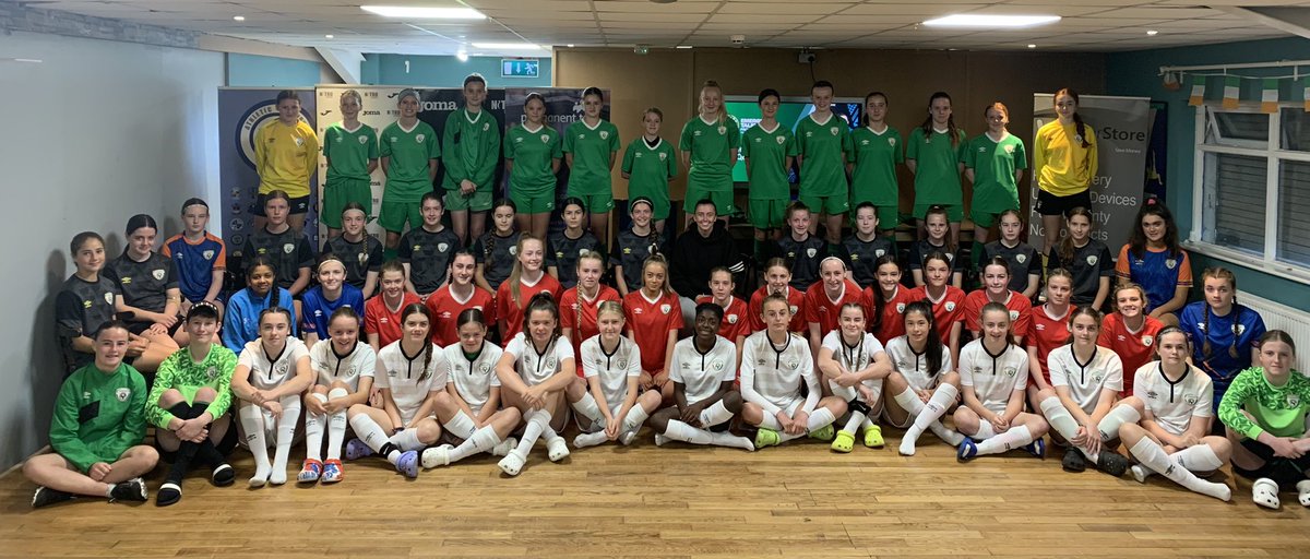 Jamesscott89Com's tweet photo. Fantastic to have @AbbieLarkin7 at the @FAIreland @FAIWomen National Academy today for a Q&amp;A session with the Players #RoleModel 👏⚽️🇮🇪 https://t.co/n9NPMaORaf