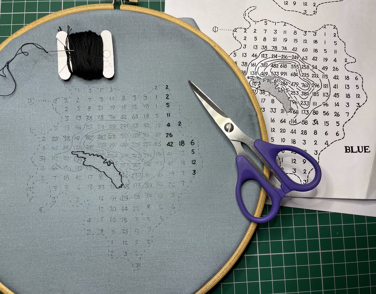 There are times when I am my own worst enemy - this is going to be a fiddly sample!! Some tiny numbers of 1920s #BlueWhale distribution around #SouthGeorgia in #HandEmbroidery from the #DiscoveryReports