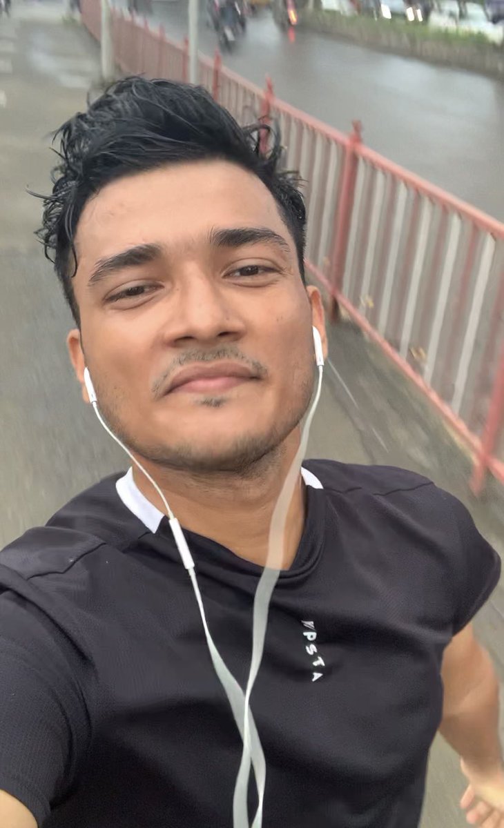 Lens_ProtocoIs_'s tweet photo. Day 16: 9 kms ✅ (77 mins)
119 kms in 15 days ✅
81 kms in 5 days ⏳

200 kms run in 21 days challenge🔥

- Powered by @bluetrenchgroup 
.
#shilajit #benefitsofshilajit #bluetrenchshilajit #running #wellness https://t.co/Bds3yw0ITX