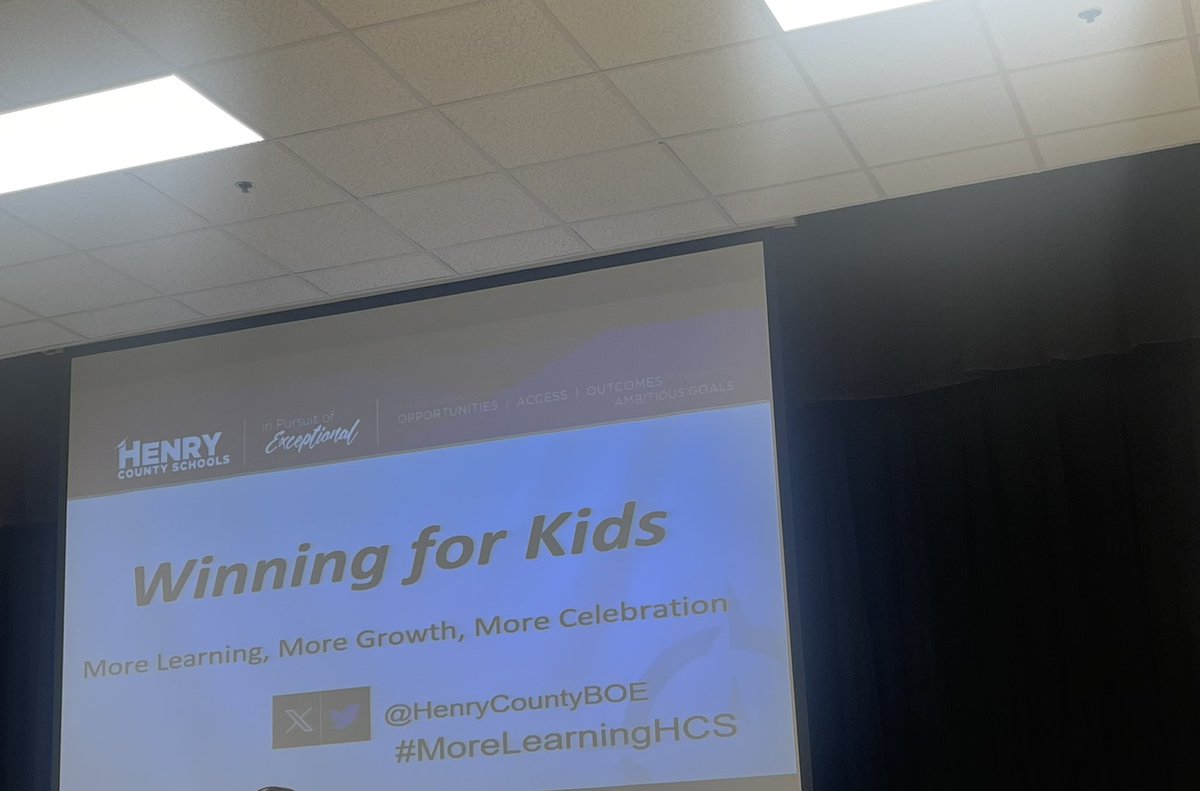 lladycb1's tweet photo. @WoodlandES_HCS  Saturday morning front and center for Day 2 of  HCS Launch Academy &amp; Winning for Kids @HenryCountyBOE  #MoreLearningHCS https://t.co/atEjRTrELH