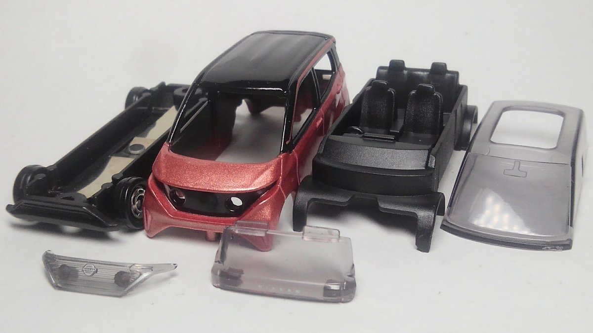 トミカ #トミカ改造 #日産サクラ改造① ・・・て事で、早速バラしなの