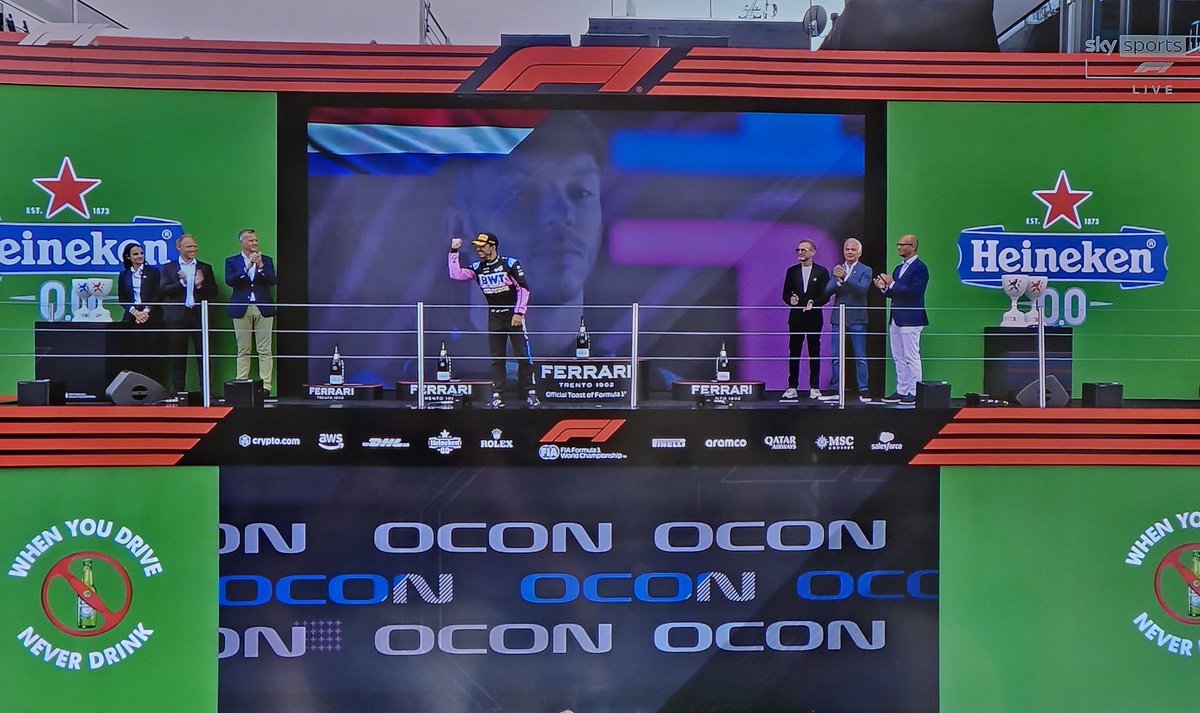 céline ¹ tweet media