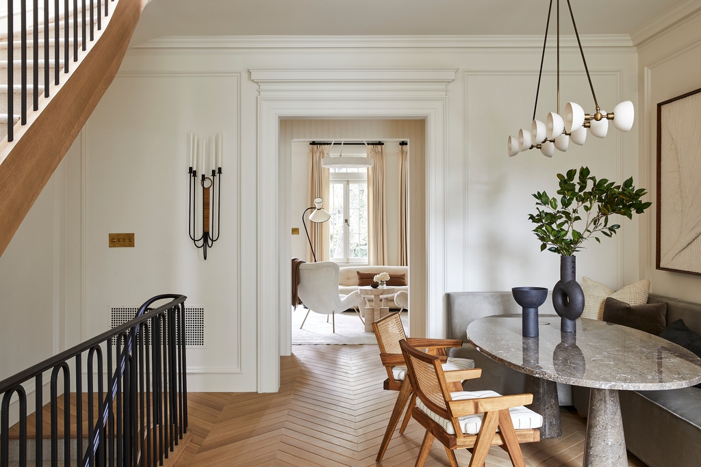 JeremiahBrent's tweet photo. Today's palette cleanser: @greenlife52 and Courtney's D.C. Row House - a Jeremiah Brent Design project inspired by history and light. 

Photos: @nicole_franzen https://t.co/Pkwh69Ly6l