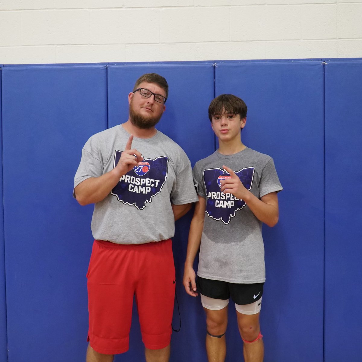 Congrats to Team Grey (Stevens) on winning Session 1 of the Ohio Prospect Camp 🏀🔥

MVP: ‘28 Grove City PG Jake Saxton 

Roster ⤵️
Jake Saxton
Isaiah Wallace
Camren Jones
Caleb Thompson
Rashad Perry
Josiah Newton
Max Paul
Luca Elmer