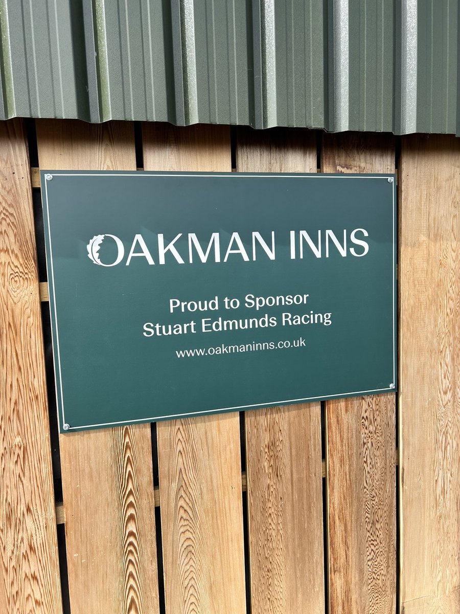 sedmundsracing's tweet photo. Thank you so much everyone that came to our Owners Open Day this morning at The Croft Farm. It was great to show off the new yard to everyone and to see so many familiar faces. 
Thank you to everyone that supplied cakes etc and to Oboe Fine Wine of Eydon for supplying the wine. https://t.co/e0Fby2oUvn