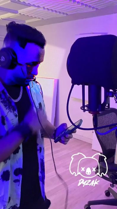 KoalasDeDyzak's tweet photo. #dyzak #dyzakmusic #flashbang #dyzakfansmexico #dyzakfans #dyzakflashbang #dyzakfanpage #flowkoala #nuevamusica #nuevovideo #trap #trapmusic #traplatino #drill #drillmusic https://t.co/e0M79zz4dB