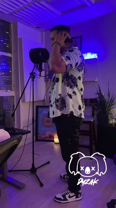 KoalasDeDyzak's tweet photo. Buenos Dias #FelizDomingo 
.
#dyzak #dyzakmusic #flashbang #dyzakfansmexico #dyzakfans #dyzakflashbang #dyzakfanpage #flowkoala #nuevamusica #nuevovideo #trap #trapmusic #traplatino #drill #drillmusic https://t.co/qgKaXq2nVR