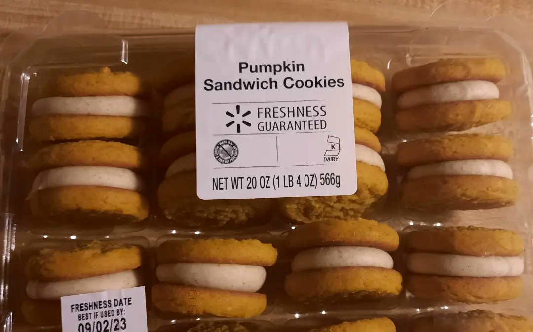 Regan__Exorcist's tweet photo. @keving9960 @realTylerZed @YouTube Pumpkin Spice Nation . We are back Tyler deal with it !!🎃🎃🎃❤️❤️💯💯 and it's Never too early for Halloween  🔪🔪🩸🩸👻👻🎃🎃 https://t.co/XiSui80PHD