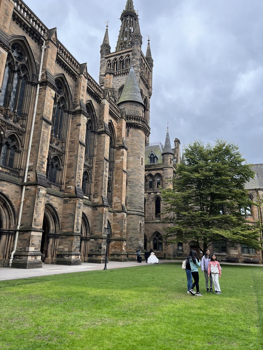 Dolores_McKeen's tweet photo. pre #AMEE2023 visited @UofGlasgow, @UofGMedicine #MedSchool &the @hunterian museum w #OBA medical artifacts!
#EtherMask #deVilbiss
@NorahDuggan
@wendyrgraham
@munmgss
@MUNMedSoc
Looking forward to meeting #MedEd colleagues @MUNMed π¨π¦@AFMC_e & ππ@AMEE_community https://t.co/NpDYeh5wKJ
