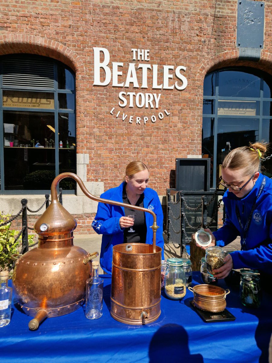 We’re delighted to be working with the amazing @beatlesstory to create their ‘fab 4’ new gins 😍🍸 Visitors to the award-winning attraction on the Royal Albert Dock can now pop into The Fab4 Café to taste the brand-new flavours and buy a bottle from The Fab4 Store #gin