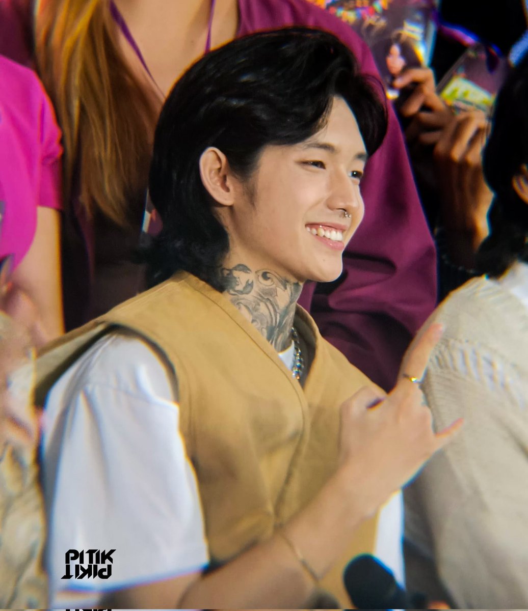 PitikPikit's tweet photo. [230826 🆚 ] at Robinsons Starmills Pampanga

Unang Pitik 📸

#Ver5us_Ken @itsmekenemy
#PPopFiestaTourPampanga 
@_ver5usofficial #VER5US https://t.co/ulh54f8lep