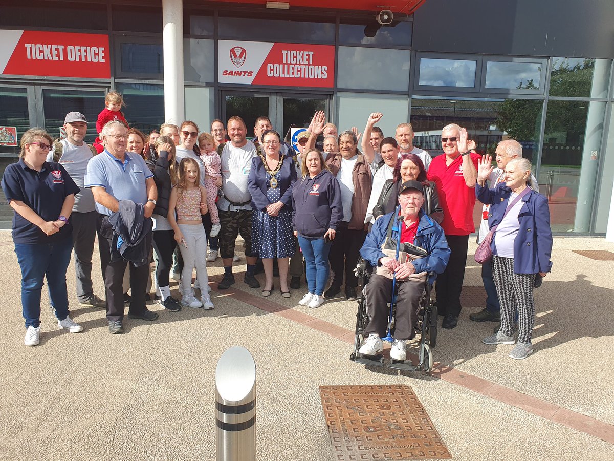 Lynn Clarke tweet media