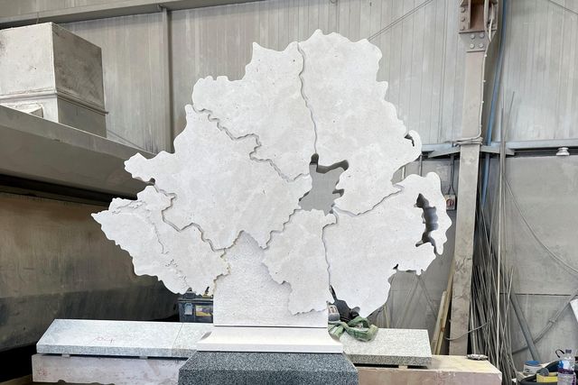 Dixie_Elliott tweet media