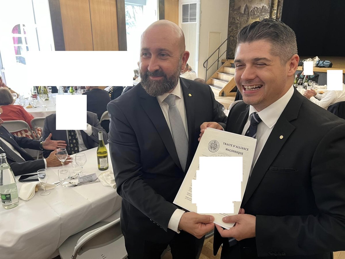 Aujourd'hui est une date historique, celle de la signature du traité d'amitié maçonnique entre le
<a href="/GODFOfficiel/">GODF (Officiel)</a> et la <a href="/GLANICANADA/">Grande Loge ANI</a>
👏👏👏

<a href="/FrancoHuard/">Franco Huard</a>
<a href="/Trichard/">Guillaume Trichard</a>