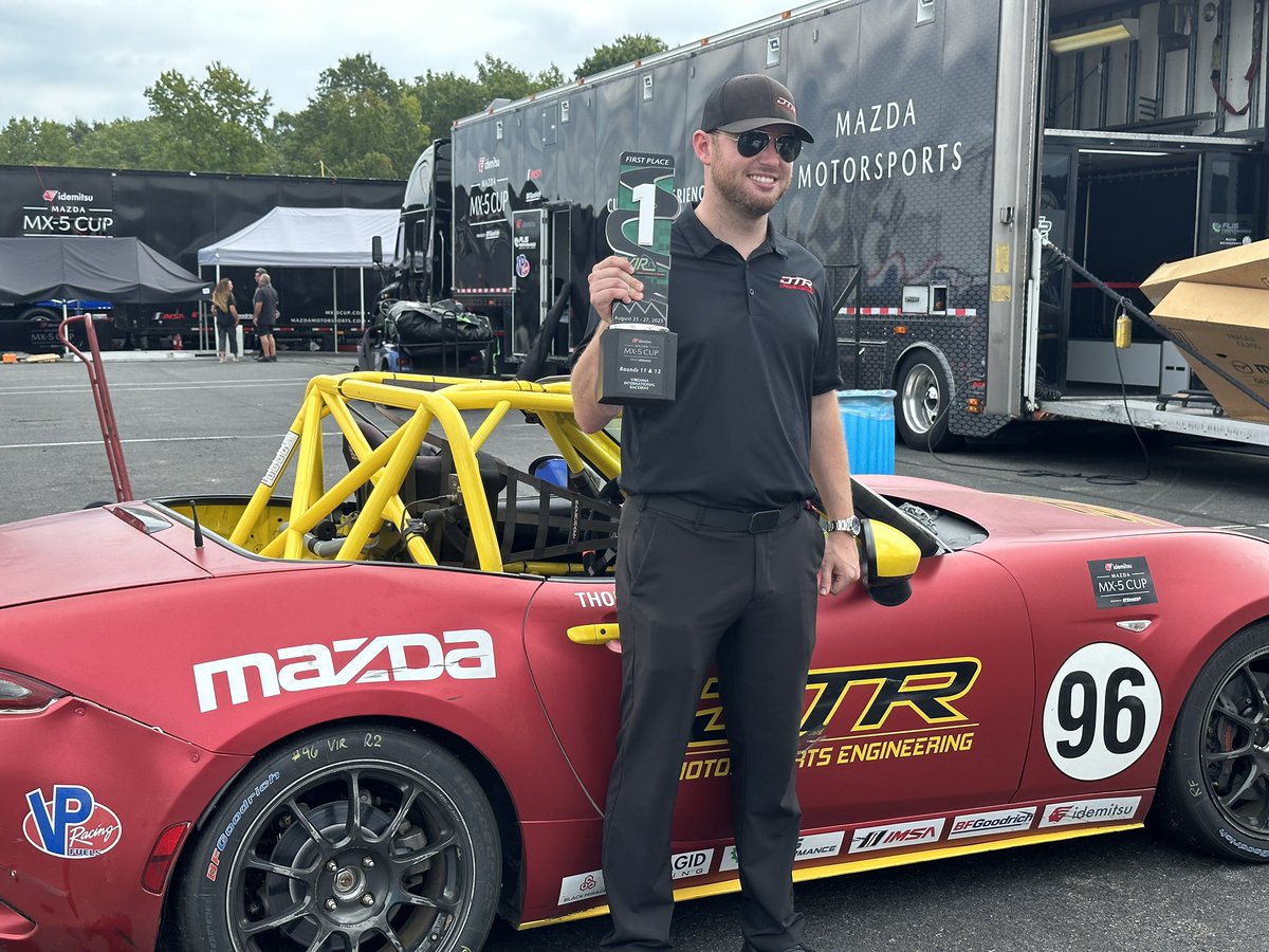 🚨BREAKING NEWS🚨 Penalty for Carter moves <a href="/JTR_9696/">JTR Motorsports Engineering</a> to the #MX5Cup win.