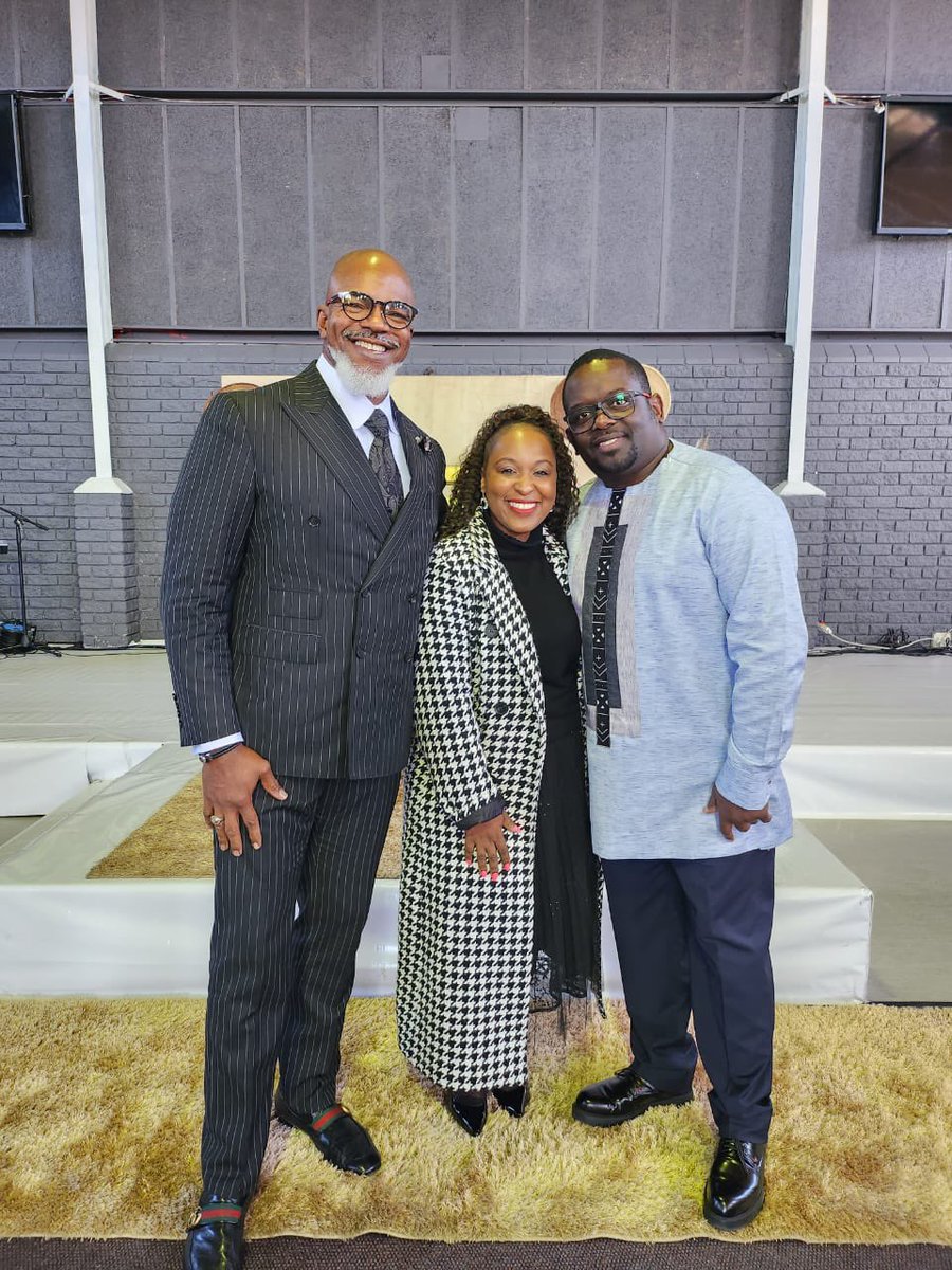 rdwic3's tweet photo. Dr. Claybon Lea, Jr. preached for IC3 Africa Board Member Pastor Bongani &amp; Mrs. Lindewe Msibi at Christ Worship Church International in Western Cape IC3 Africa #PreachingMission #rdwic3 #CapeTown #SouthAfrica 🇿🇦 https://t.co/mlZoQWNeKG