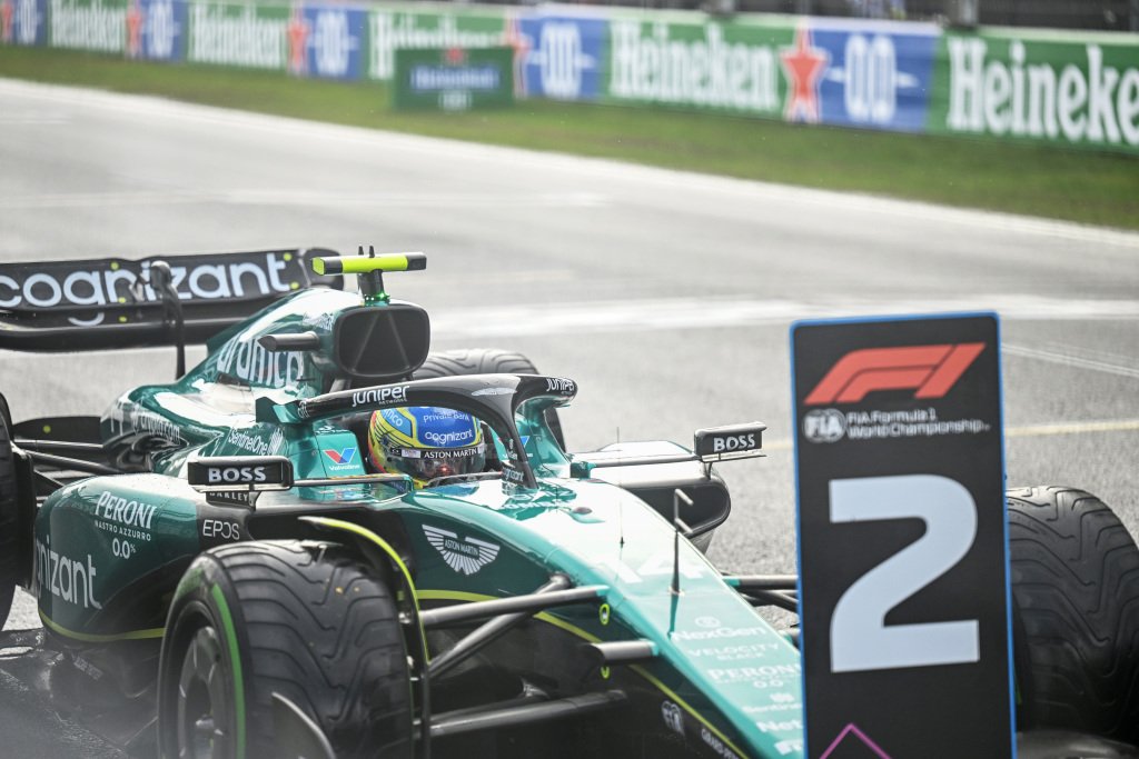 AstonF1Spain's tweet photo. 🏆Podio 105... 

No hagan rimas. 

#F1 #DutchGP https://t.co/vwhKa3qEdr