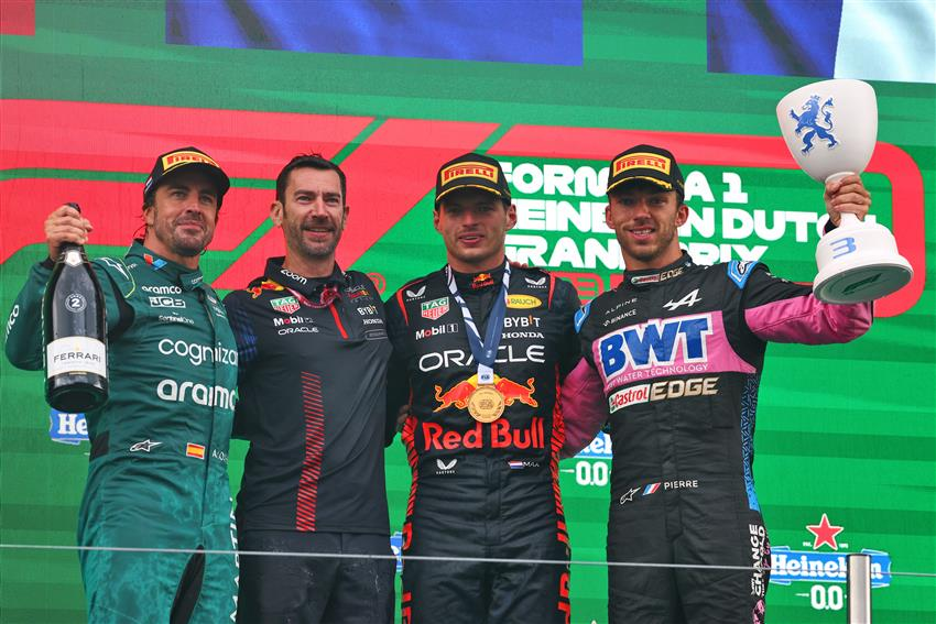 AstonF1Spain's tweet photo. 🏆Podio 105... 

No hagan rimas. 

#F1 #DutchGP https://t.co/vwhKa3qEdr