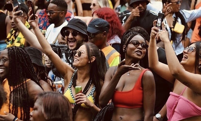 NOTTING HILL CARNIVAL | 2022 Some of my favourite images from last year’s #NottingHillCarnival Looking forward to tomorrow 💚