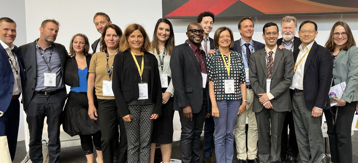 After 2 years, it is with great pleasure to share the work of our official @thelancet Commission on Sudden Cardiac Death. Thank you to an incredible commission team - it has been an honor to work with you !  authors.elsevier.com/a/1hfK3V-4XL2Nt @ESCardio #ESCCongress #esc2023