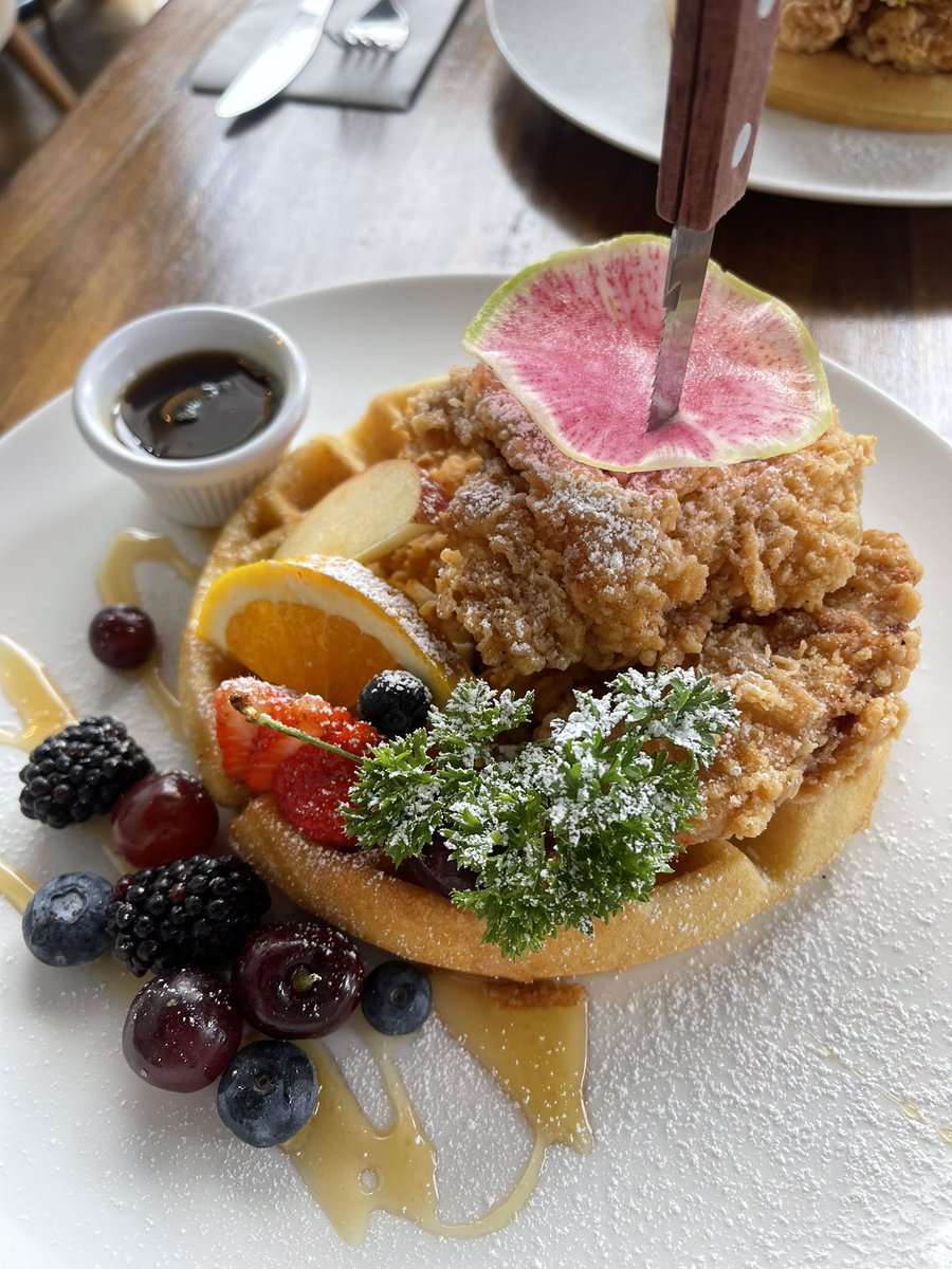 LawchiTILTS's tweet photo. Chicken &amp; Waffles 🥹 https://t.co/3BNeJK4pSo