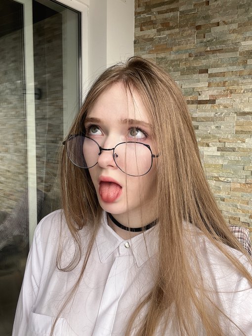 🍬 https://t.co/Vg32tm5B5h