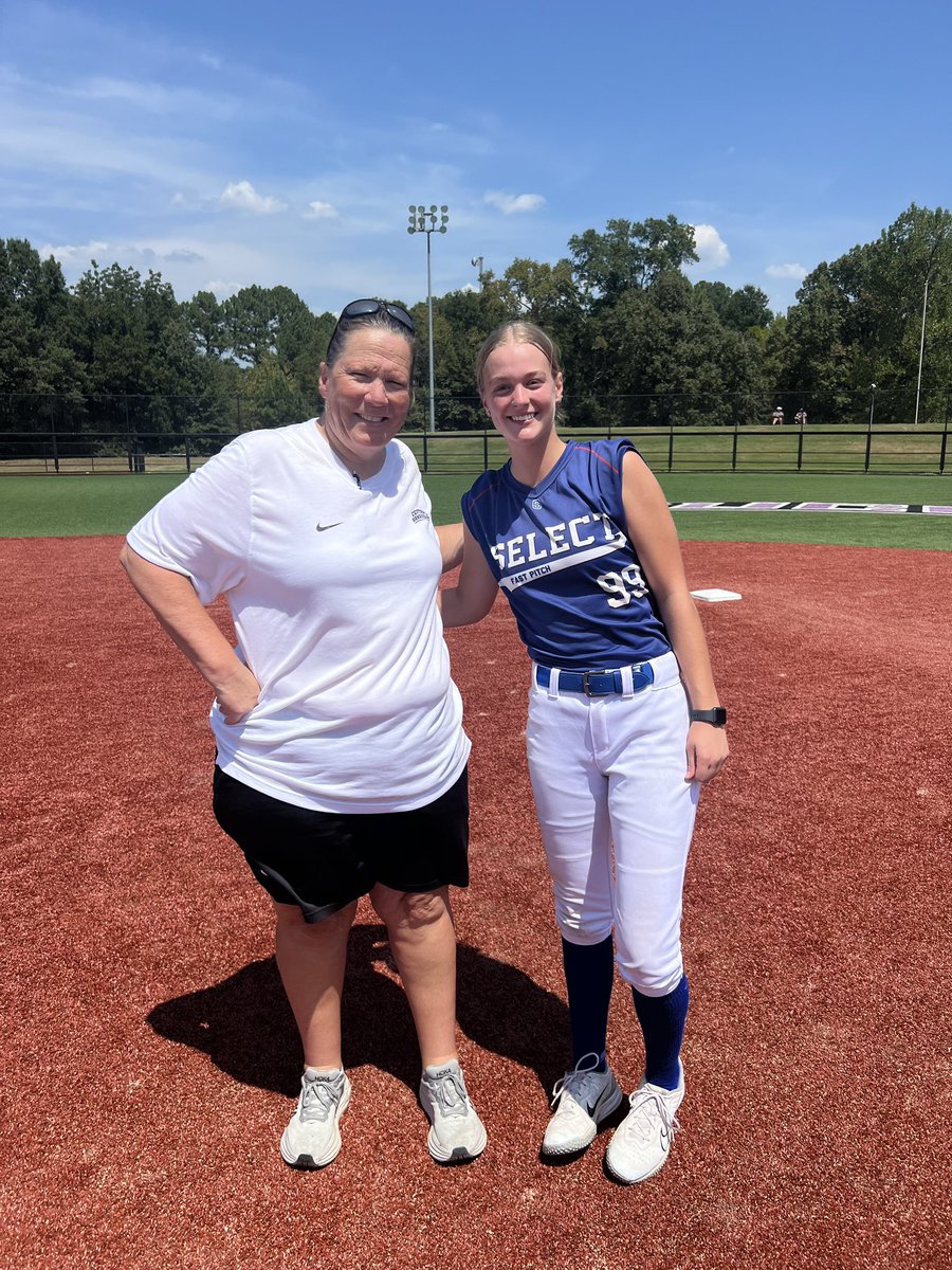 AMCCOY_99's tweet image. Had a  great experience working out at the @UCASoftball camp! Worked some high paced infield drills and got awesome feedback from the Coaches that I will work hard to apply to my game!
Thank you @CoachJenParsons @CoachLucas_ @J_Torres13 
@ejonesrockchalk @IggyByrn