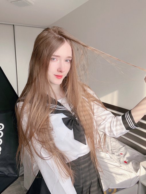 He he 🍨 https://t.co/UXVGWg1Son