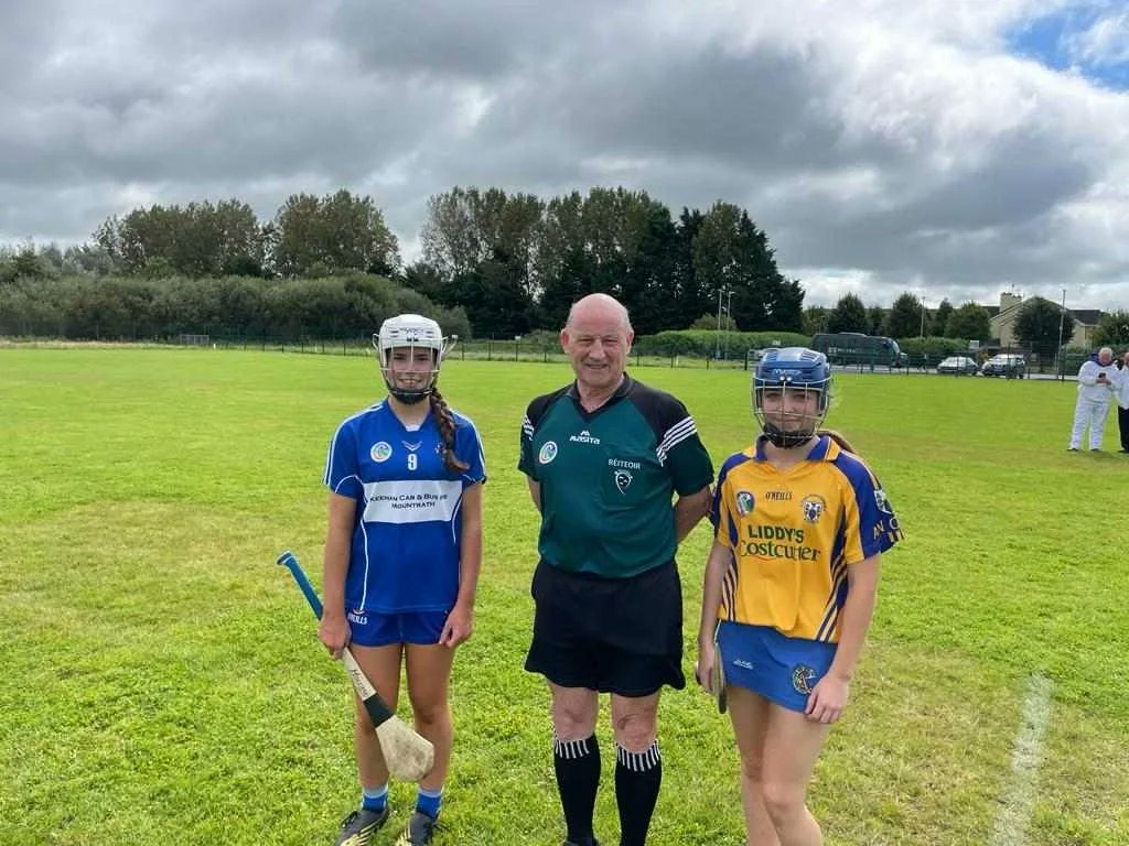 🟨🟦Our club was represented by Amy O'Rourke and Avril Crowe today, Avril who captained Clare u15 team in a match against Laois in Fr McNamara park. A good win for the Clare ladies. Well done girls. 🟨🟦