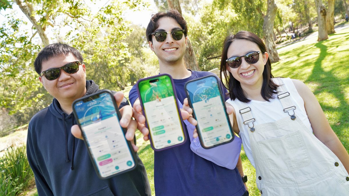 PokemonGoApp's tweet photo. Day 2 of #PokemonGOFest2023: Global begins in the Americas with a roar as Mega Rayquaza descends into Mega Raids!

Grab your friends and let’s GO! https://t.co/i14IvmHmZl