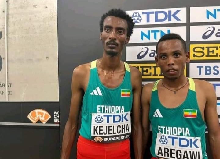 ZHossana3's tweet photo. ሲታዩ ራሱ ተጠርጣሪ ነው የሚመስሉት 🤣🤣🤣🤣🤣🤣
ሙሀመድ🙆🏿‍♂️ https://t.co/4kmvDvNUx3