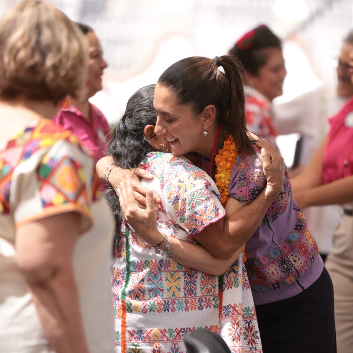 Estoy convencido que #ClaudiaGanaráEncuesta porque tiene el respaldo del pueblo de México. 🇲🇽