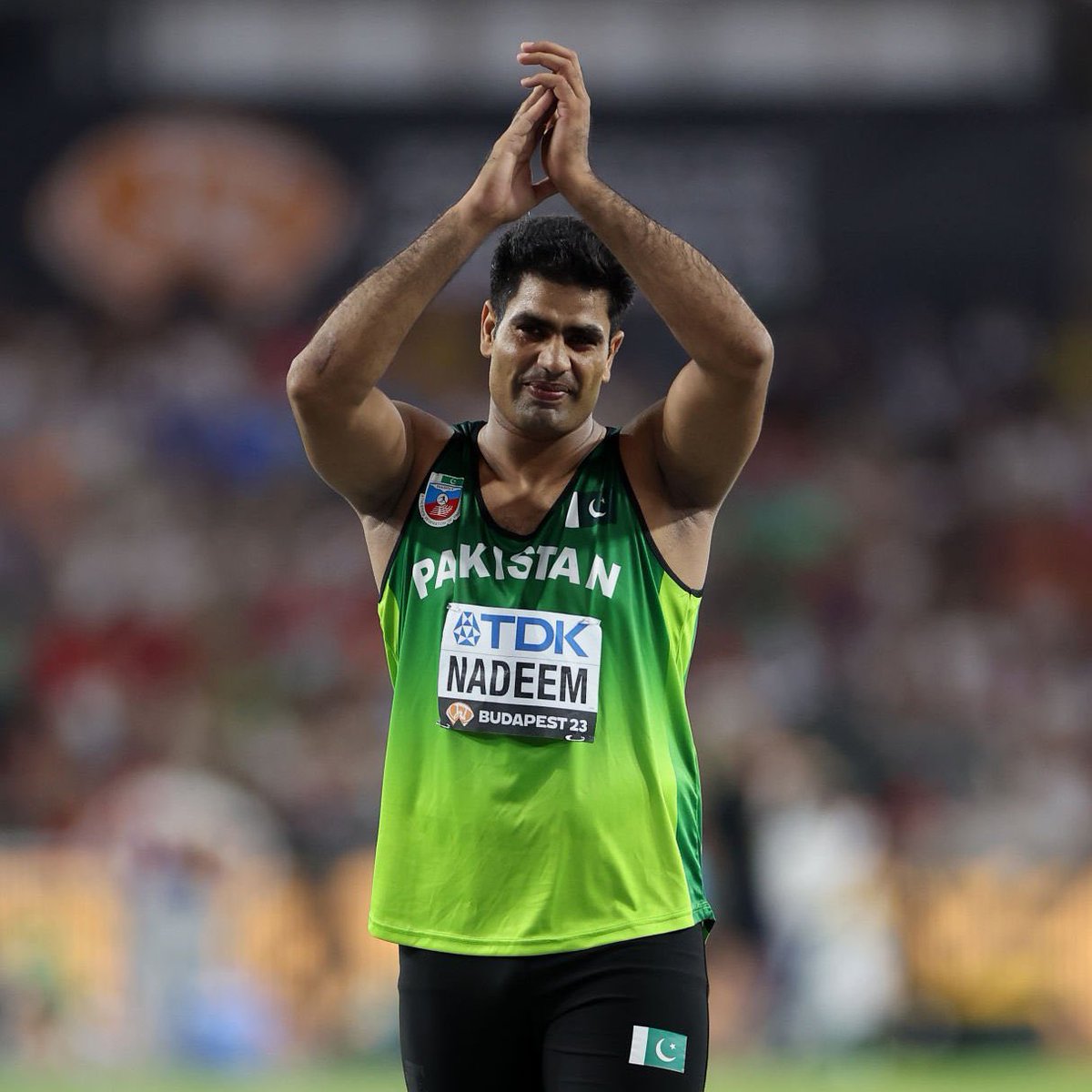 76Shadabkhan's tweet photo. The entire country salutes you Arshad Nadeem. I just want to say, I am your fan. May u always stay blessed. https://t.co/gYzT2fpkTS