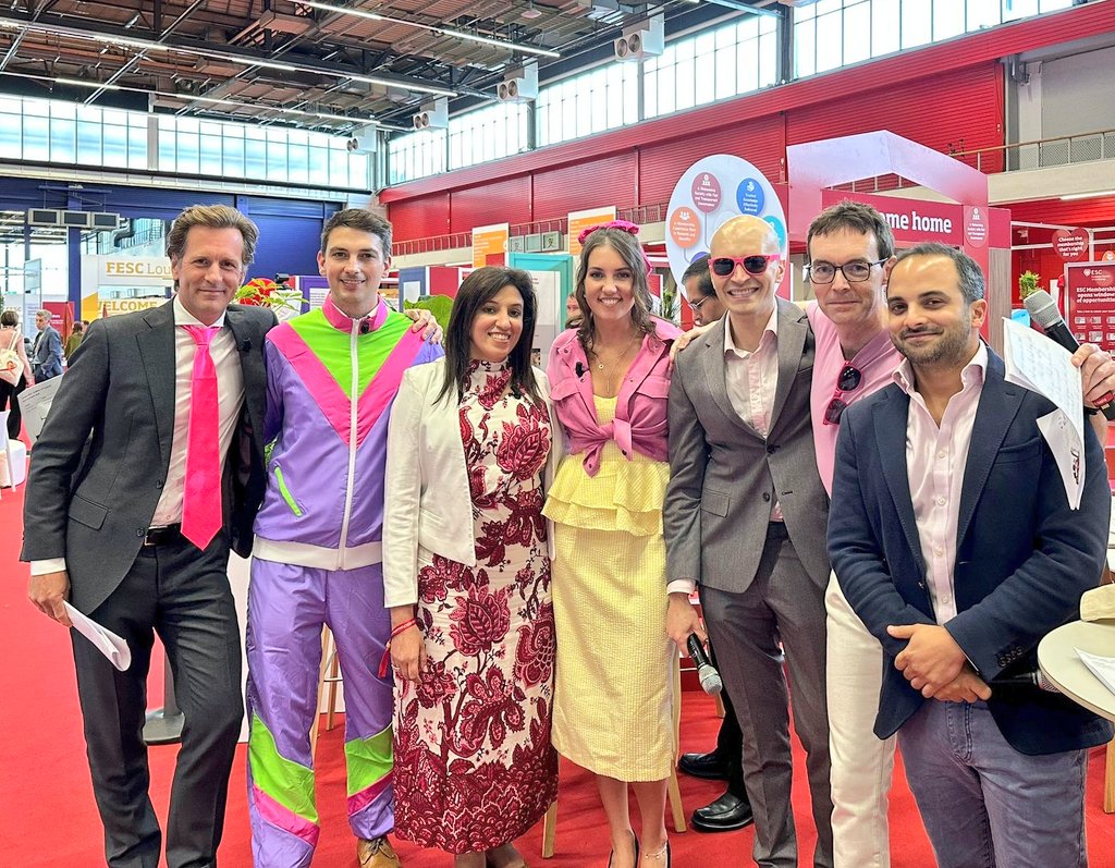 hollymorgs's tweet photo. ESC Quiz Team extraordinaire! #KingsQueens #Barbie #ESCCongress2023
@DrMarkWestwood1 @dromar_c @carpenter_jp @GD_Thornton @Sarah_Moharem @LunaGargani https://t.co/Y3eWYkzLYb