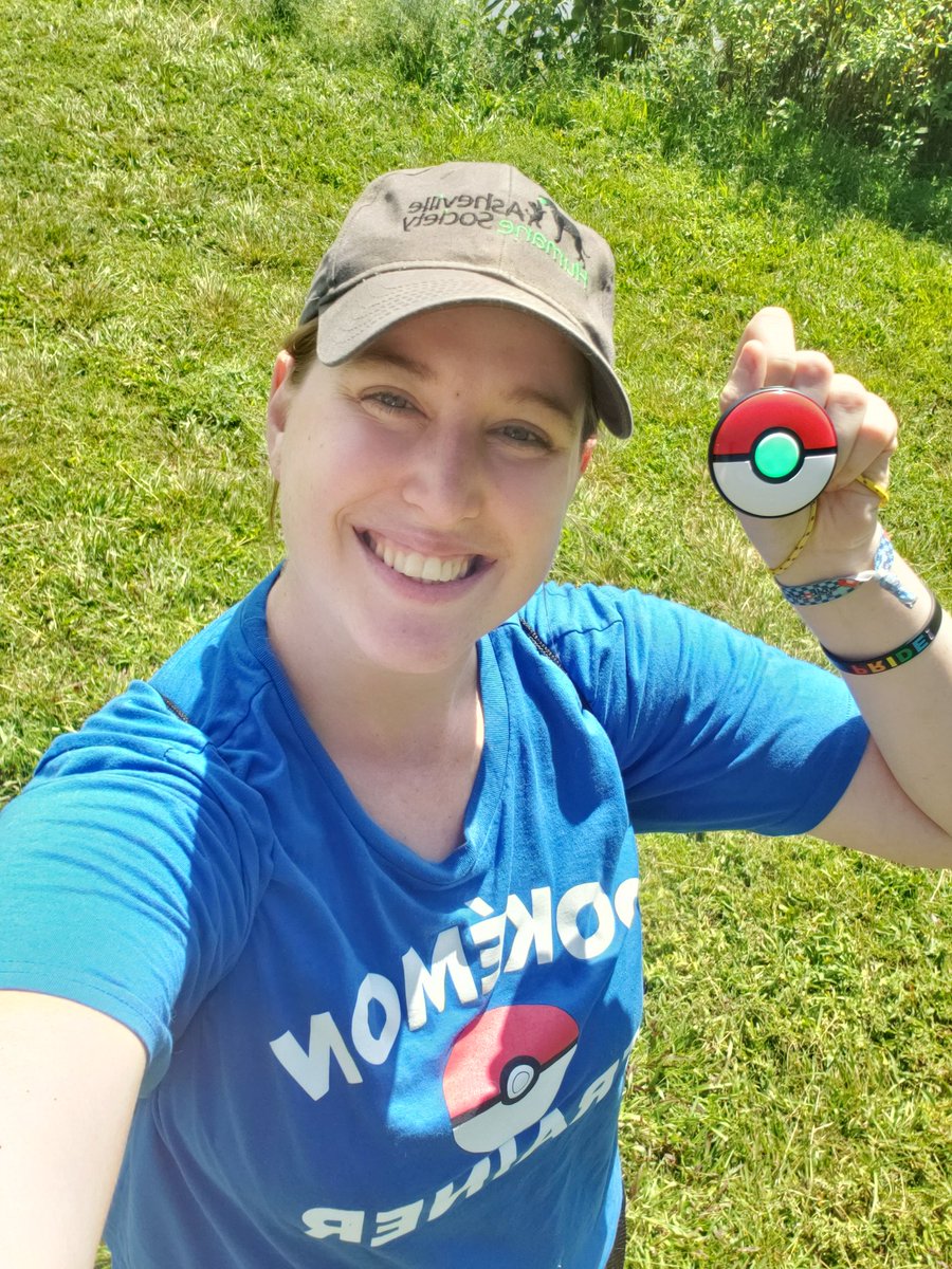 Ellese__Marie's tweet photo. Happy hunting to all my fellow nerdlings!!! Let's catch 'em all!!! #PokemonMastershirtgetslotsoflooks #PokemonGOFest2023 #PokemonGO https://t.co/WGSjyoGGMK