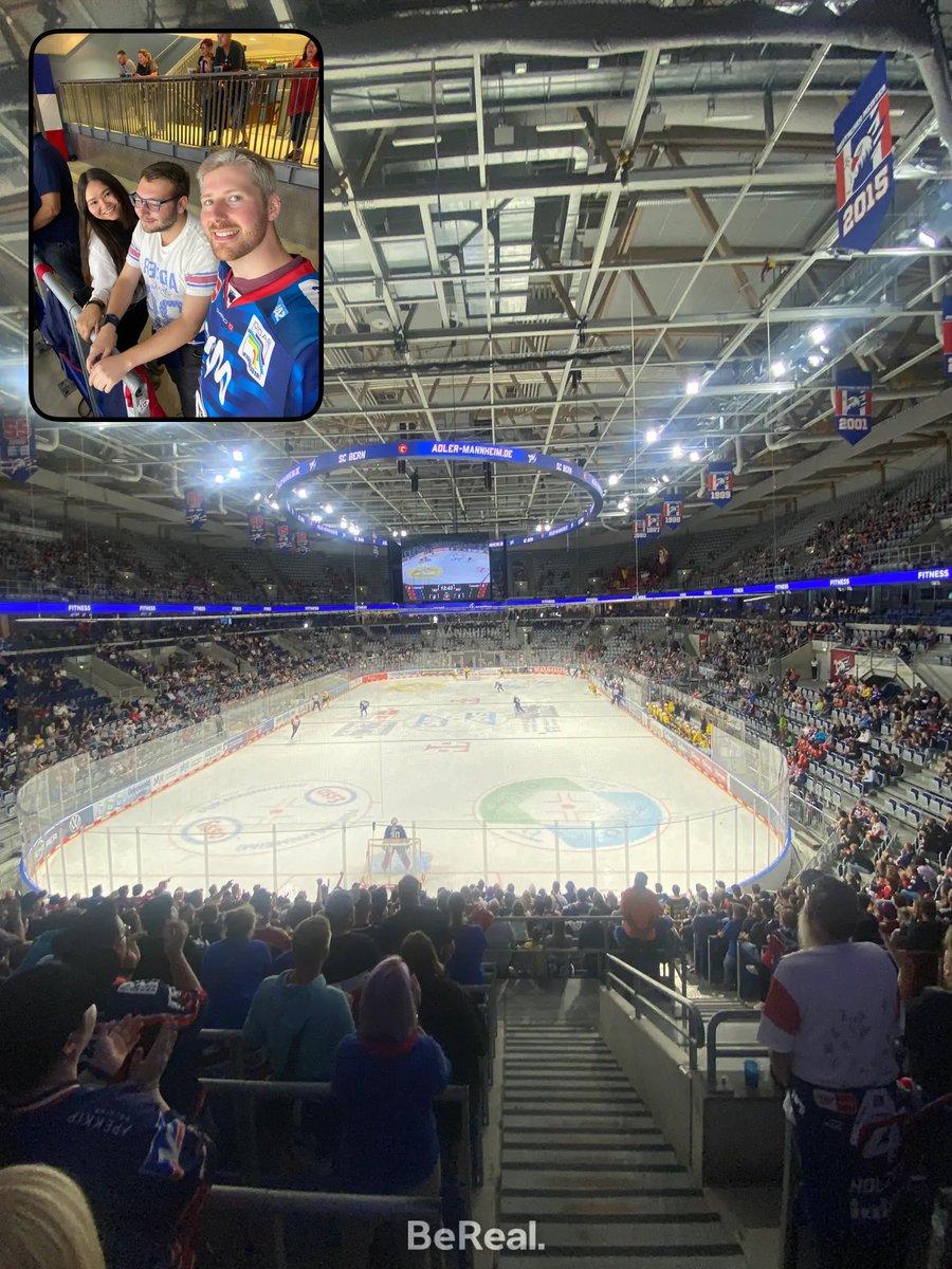 luisenstrasse's tweet photo. Mal was Neues ausprobiert 😂 #MANvsSCB #bereal @nhlseider https://t.co/lTAkcAD6Cz