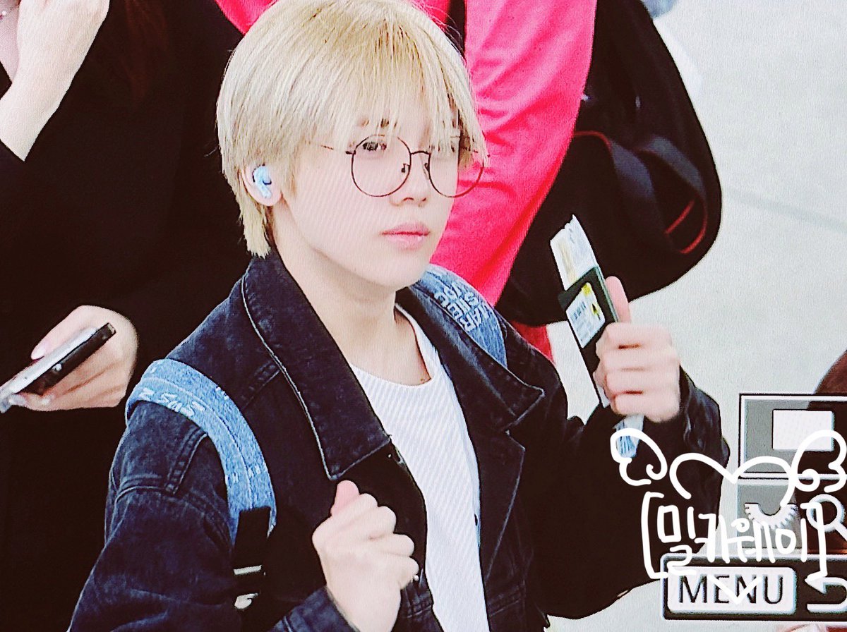 ahnseongmin_net's tweet photo. [PRE] 230827 🛫

#성민이에게_가는_밀키웨이
#크래비티 #CRAVITY #성민 #안성민 #SEONGMIN https://t.co/LWIGd3RAGx